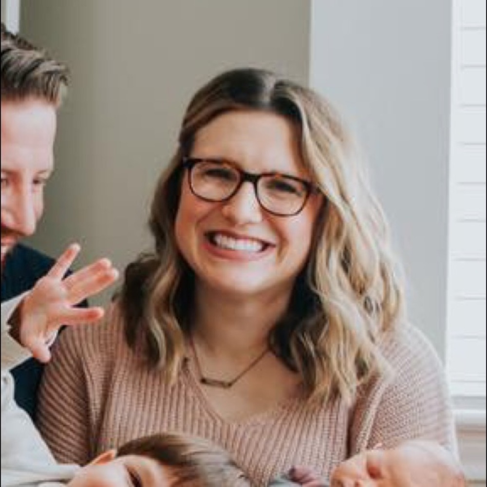 Meet your Posher, Emily